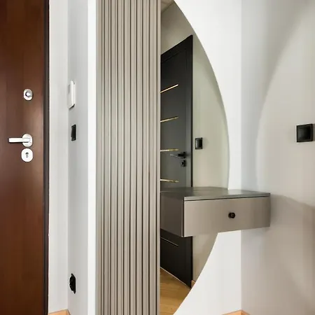 Comfort 204 Apartment *