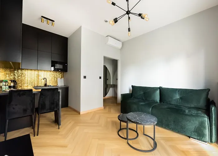 Comfort 204 By Bookinghost * Varsó