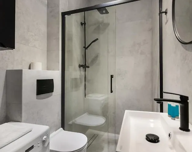 Comfort 204 By Bookinghost * Varsó